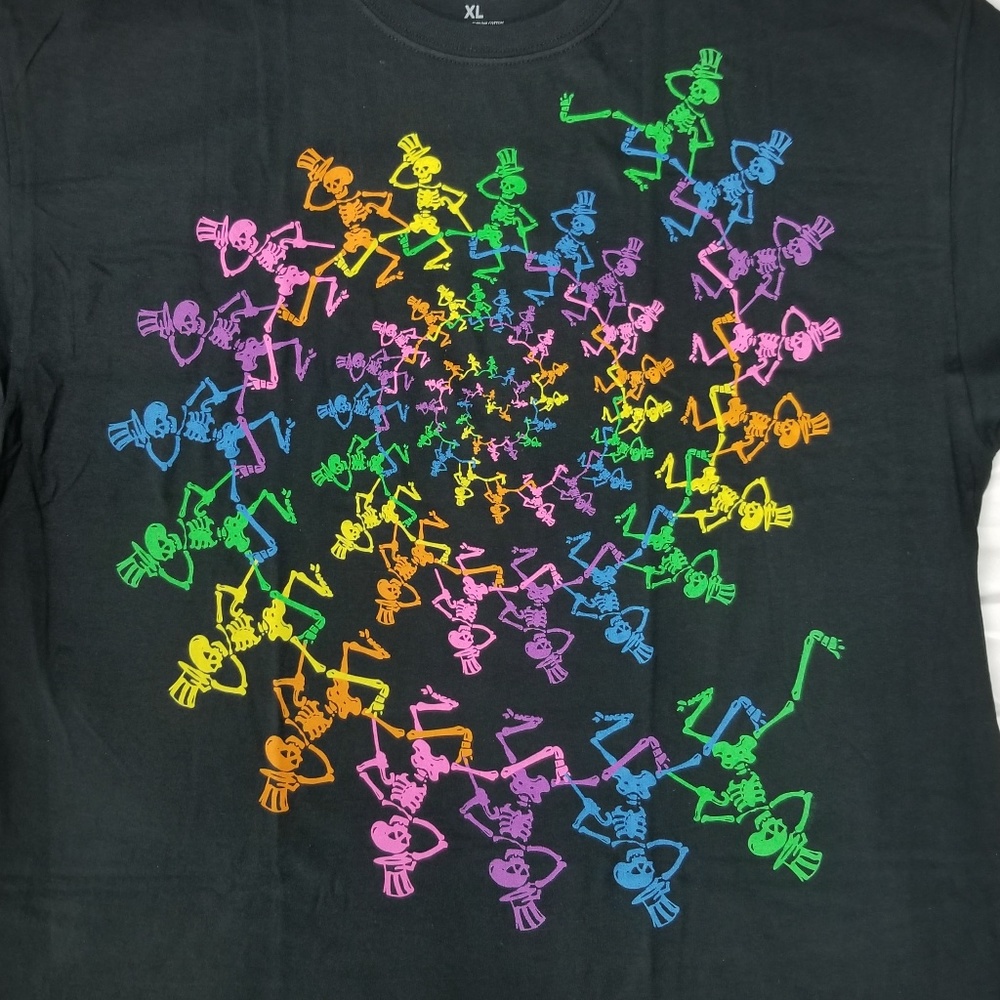 Grateful Dead Spiral Skully Licensed Band T-Shirt